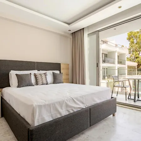 Chic With Balcony Direct Pool Access Apartment Fethiye